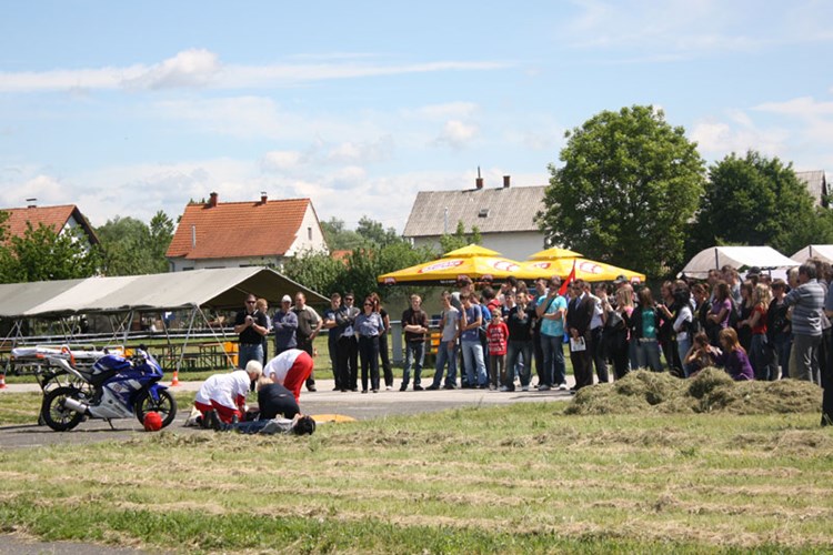 Slika Fotografije/Opcenite fotografije/promet-razno/hitna.jpg